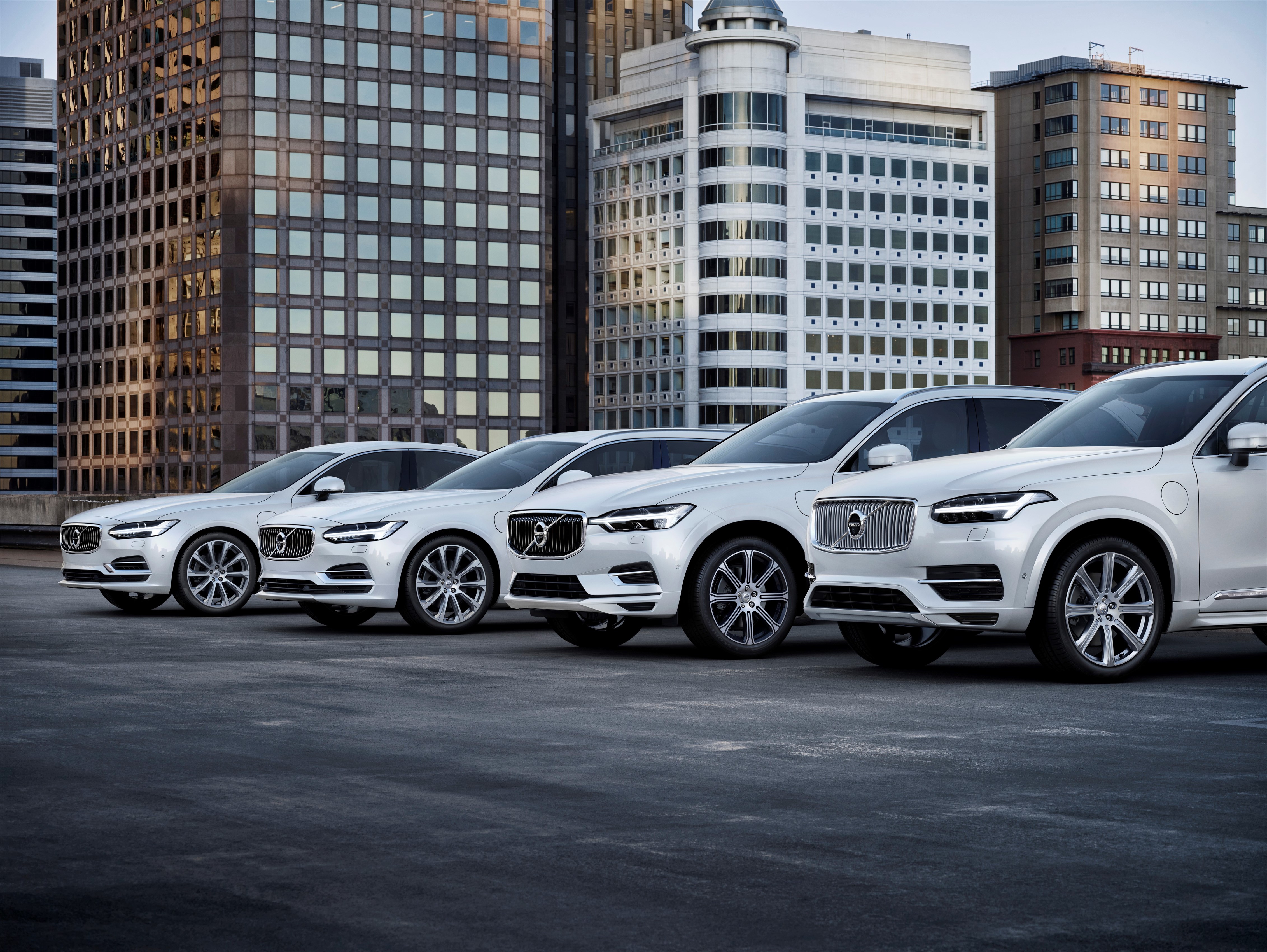 Все модели Volvo будут электрифицированы с 2019 года