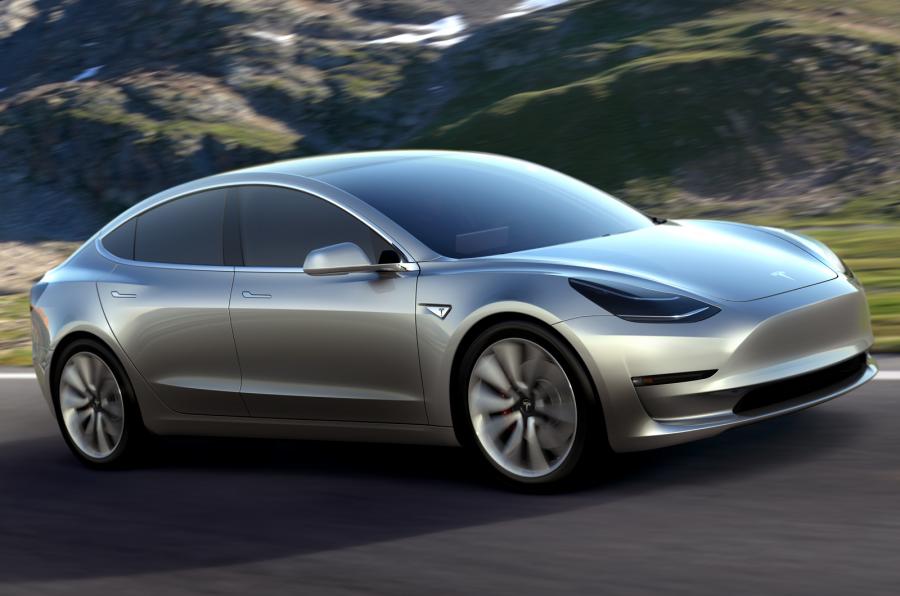 Первые поставки Tesla Model 3 начнутся в этом месяце